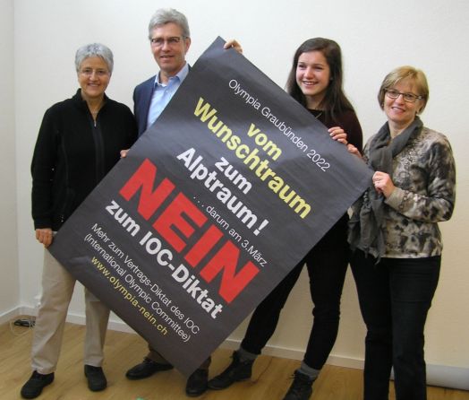 Die ReferentInnen v.l.n.r.: Silva Semadeni / Bruno Walder / Hanna Bay / Beatrice Baselgia