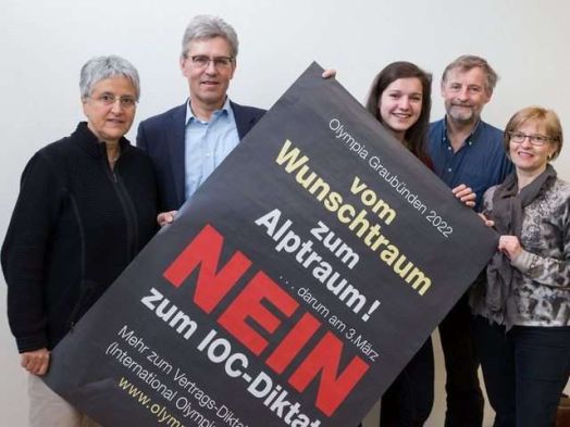 v.l.n.r. Silva Semadeni, Bruno Walder, Hanna Bay, Stefan Grass, Beatrice Baselgia